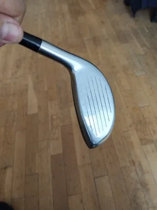 Híbrido 4 Cleveland Halo 25° grafito regular flex