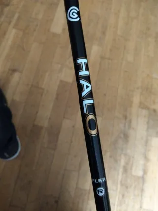 Híbrido 4 Cleveland Halo 25° grafito regular flex