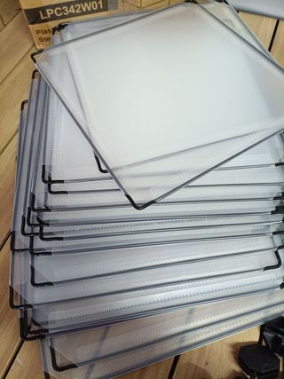 SONGMICS Estantería Modular, Armario Modular de 12 Cubos, Estantería de Plástico con Puertas, para Zapatillas, Ropa, Libros, Fácil de Montar, Blanco LPC342W01