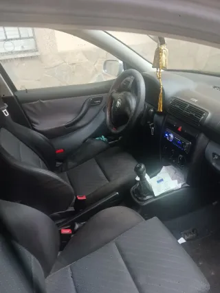 SEAT Leon 2001