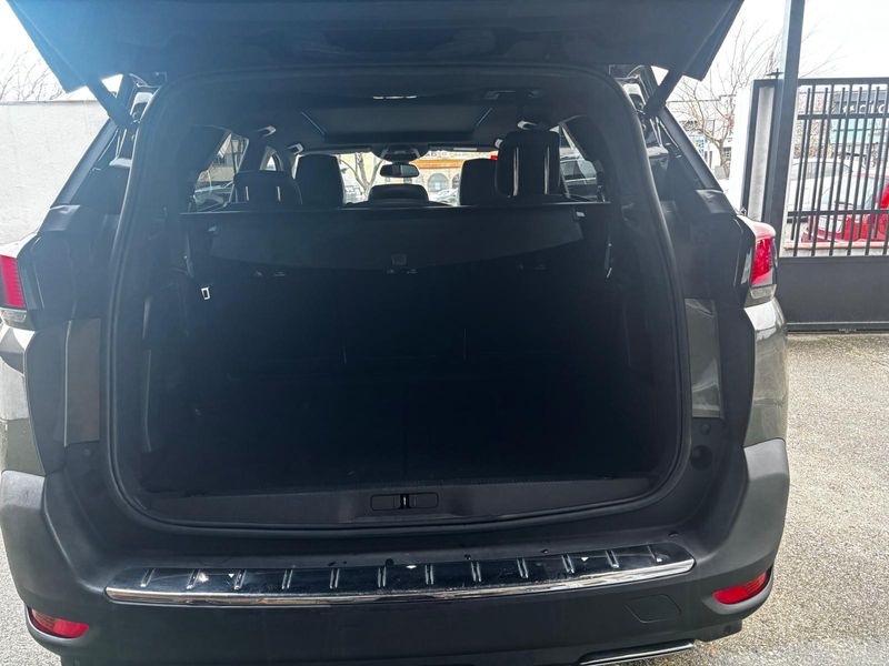 Peugeot 5008 2019, foto 11