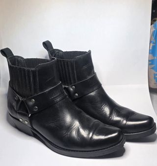 Botines de Piel marca Johnny Bulls Negro Talla 40