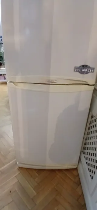 Nevera LG blanca