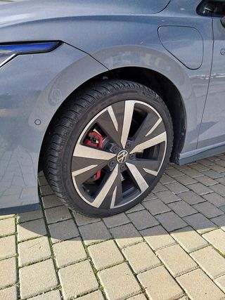 Volkswagen Golf 2025