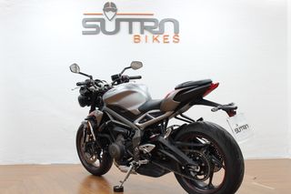 TRIUMPH STREET TRIPLE R| 2023 | 2.335 Km