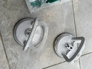 2 ventosas para colocar baldosas