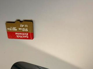 GoPro Hero 13 + muchos accesorios