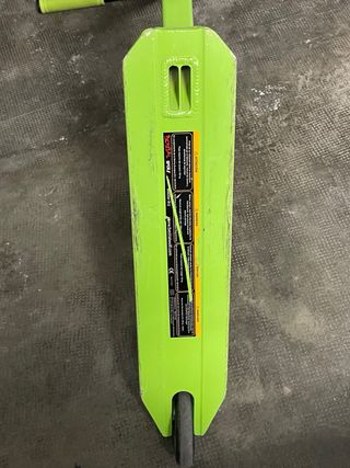 Patinete Freestyle Bestial Wolf Booster B12 - Verd