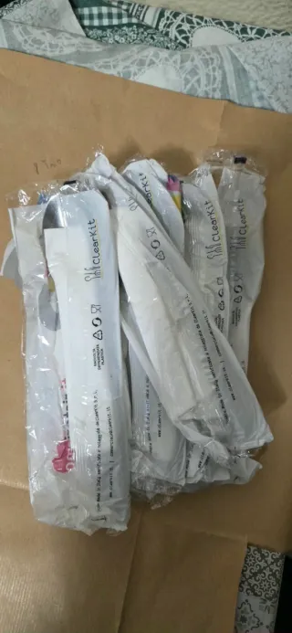 Tris di posate ClearKit (8 confezioni).