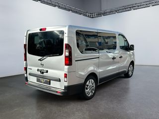 Nissan NV300 2017