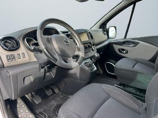 Nissan NV300 2017