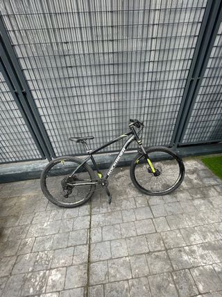 Bicicleta Rockrider Negra y Amarilla