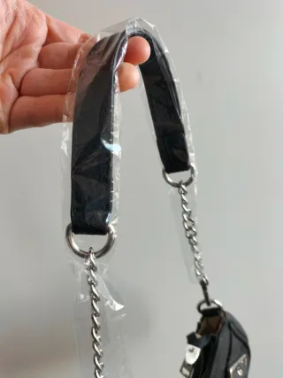 Borsa a spalla punk nera