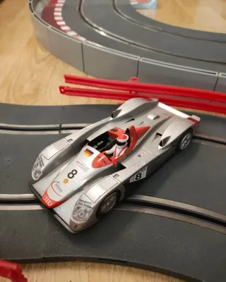 Pack Audi R8 Scalextric