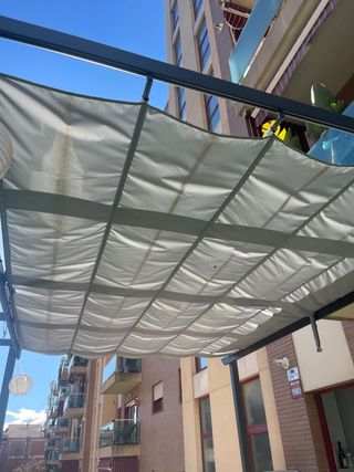 Pérgola metálica Leroy M. 400x282cm