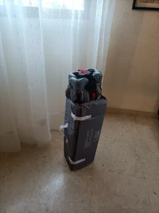 Parque/ cuna de viaje bebé azul marino y gris