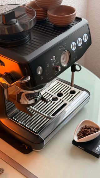 Cafetera Sage Barista Express Impress