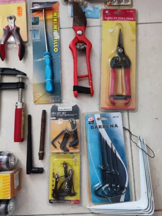 Lote de herramientas varias