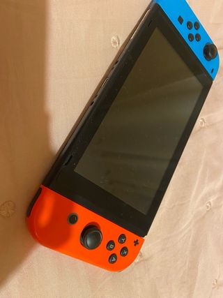 Nintendo Switch Azul y Rojo