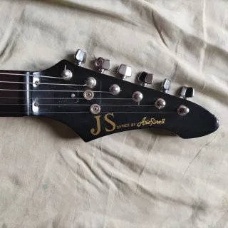 Guitarra ARIA PRO II Stratocaster Korea Vintage