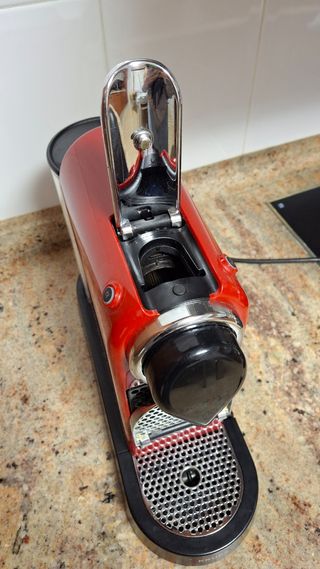 Cafetera Nespresso Pixie Krups Roja