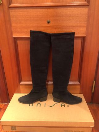 Botas altas piel negras talla 39 hechas en España
