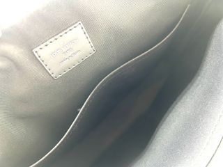 Borsa Louis Vuitton Messenger District Monogram Eclipse