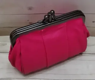 OFERTA. MONEDERO ROSA VINTAGE PIEL UBRIQUE