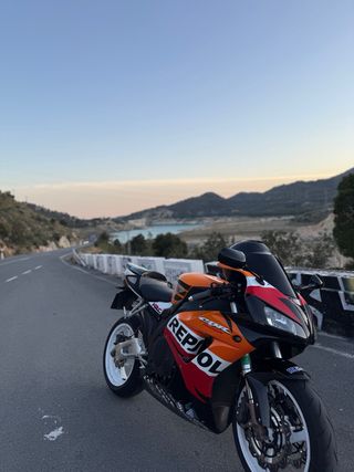 Honda CBR 1000 RR 2004