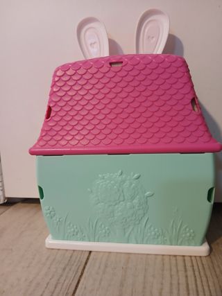 Casa Enchantimal con muñeca y accesorios