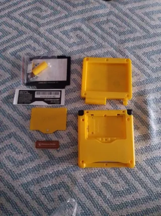 Carcasa Game Boy Advance SP Pikachu