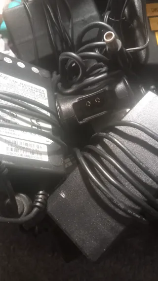 Cargadores y adaptadores de corrientes