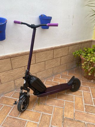 Patinete Eléctrico Morado y Negro Modificado conjp