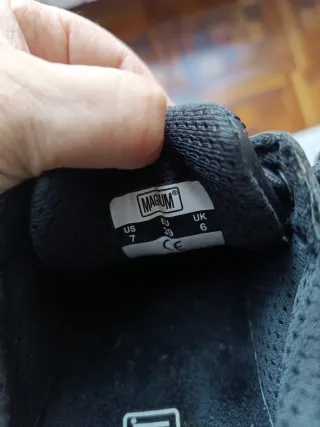 Zapatos Magnum Talla 39 Nuevos
