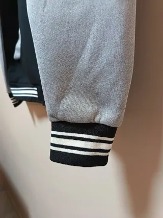 Chaqueta Bomber Negra y Gris