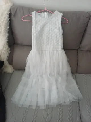 Vestido Guess blanco con volantes