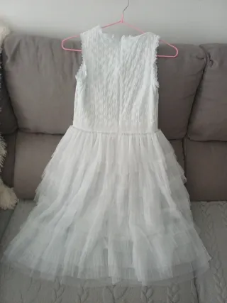 Vestido Guess blanco con volantes