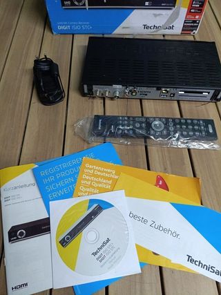 Technisat DIGIT ISIO STC+ 4K UHD Versión alemana