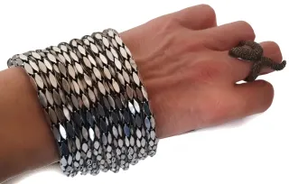 Bracciale, cascata di gocce, misura regolabile.