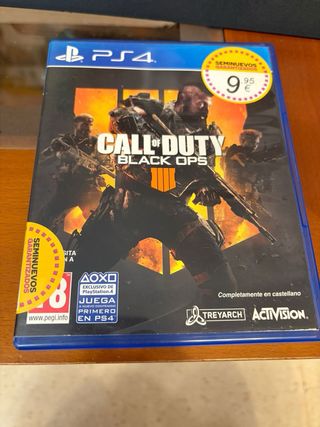 PS4 (PlayStation 4) con 6 juegos y  2 mandos,
