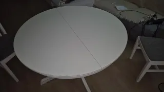 Mesa redonda Ikea + 4 sillas