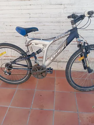 Bicicleta Montaña GT Upland Doble Suspensión