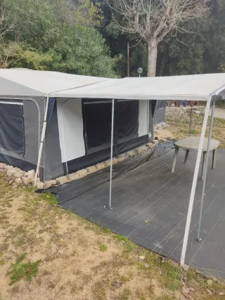 Caravana con avance y cocina tiene papeles para ci