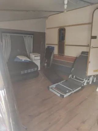 Caravana con avance y cocina tiene papeles para ci