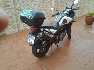 Suzuki v-strom 650c.c 70 cv