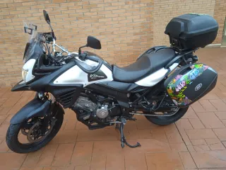 Suzuki v-strom 650c.c 70 cv