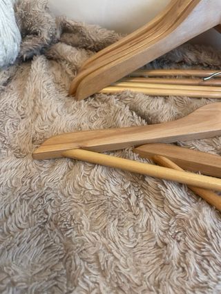 Perchas madera niños (pack 6)