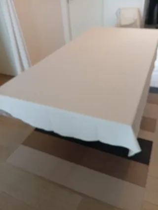 Mantel redondo grande blanco