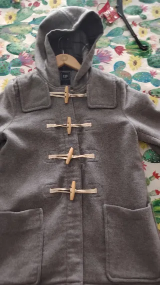 Trenca niña GAP gris