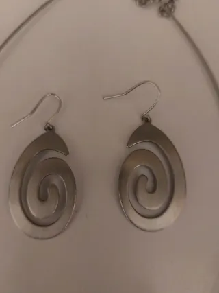 Colgante y pendientes espiral plata